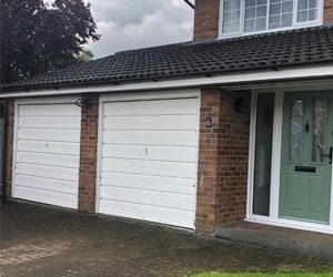 Manaual garage door example